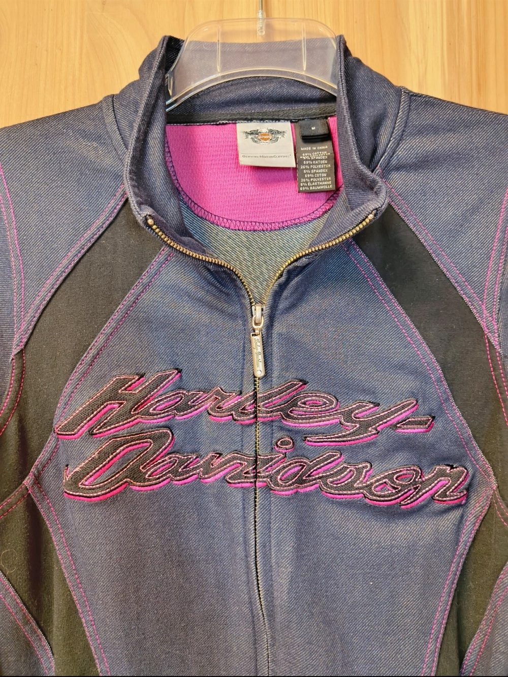 Harley-Davidson Women's Navy and Pink Performance Jacket, Size Medium - Picture 4 of 5